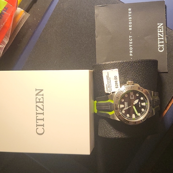 Citizen eco drive WR200 E168 - Picture 2 of 5